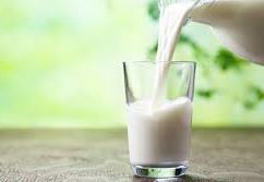 बच्चों के लिए दूध क्यों आवश्यक है और कौन सा दूध सर्वोत्तम है Why Milk Is Essential For Children And Which Milk Is Best